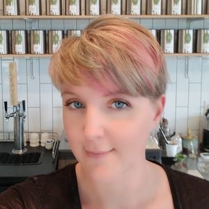 Meet your Posher, Tiffany